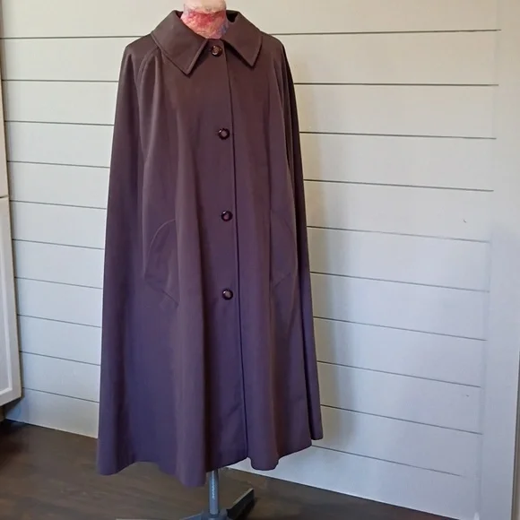 Vintage All Weather Cape Plum 80s Autumn Outerwear - Picture 2 of 6